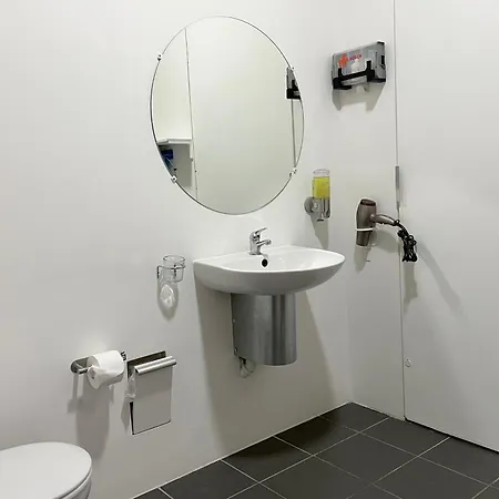 Apartamento 4work & Leisure I Self-checkin I 3parking I Station District - Simpletone