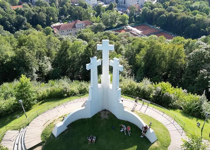 Butas 4work & Leisure I Self-checkin I 3parking I Station District - Simpletone