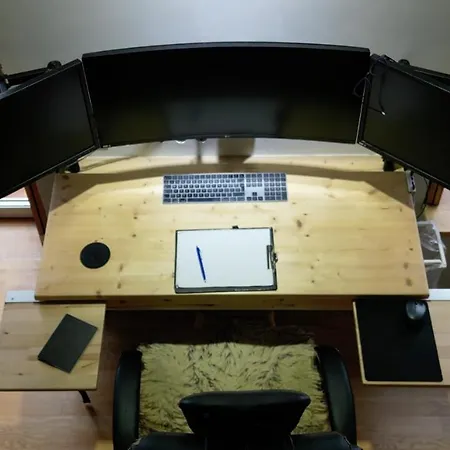 4work & Leisure I Self-checkin I 3parking I Station District - Simpletone Appartement *