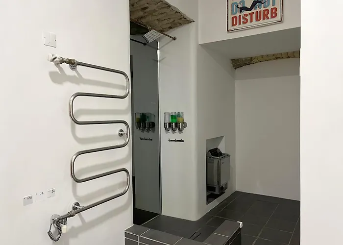 4work & Leisure I Self-checkin I 3parking I Station District - Simpletone Apartment Vilnius